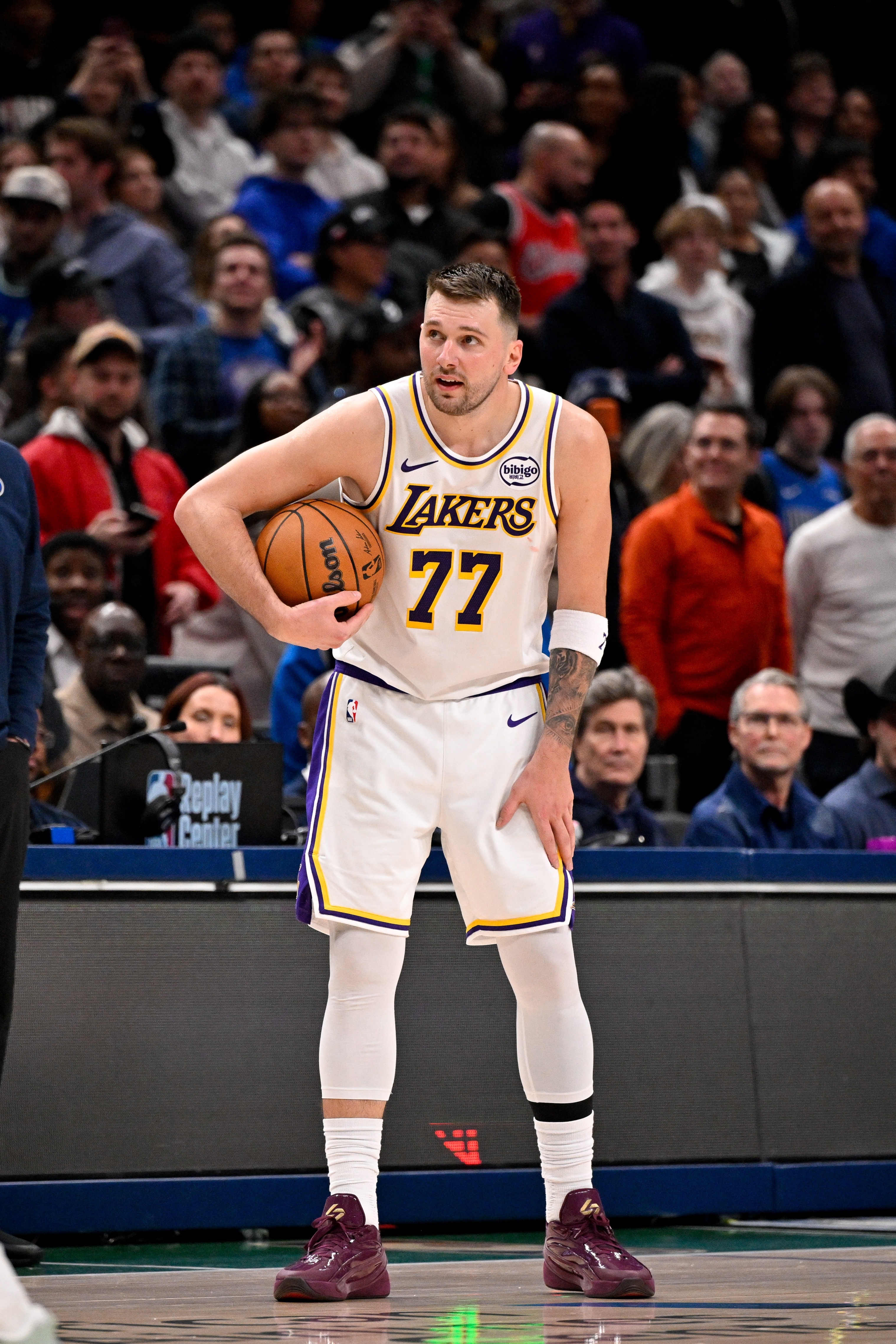 乐鱼体育投注-东契奇20场45+已跻身历史前15 哈登现役第一 MJ第2&落后榜首100场